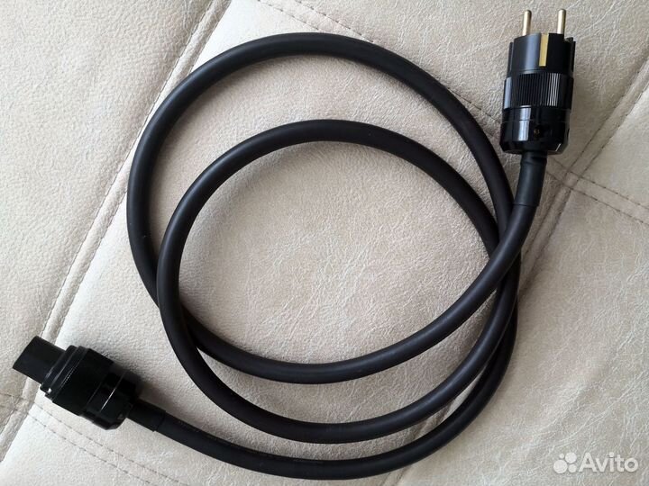 Сетевой кабель Furutech FP-314Ag (Japan) 1,8 м