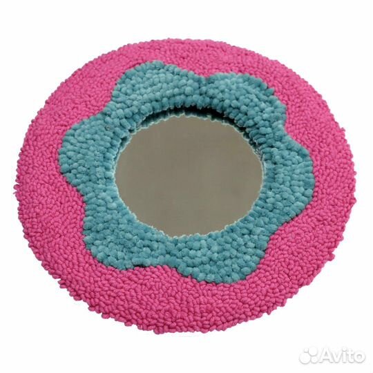 Декоративное плюшевое зеркало