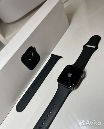 Apple watch series 5