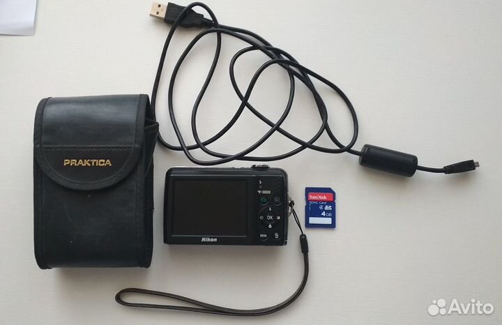 Компактный фотоаппарат Nikon Coolpix L23