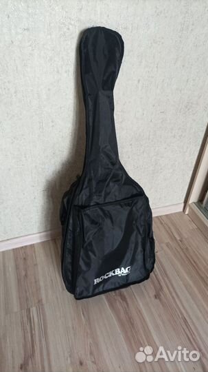 Акустическая гитара