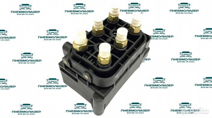 Блок клапанов пневмоподвески VW Touareg 1
