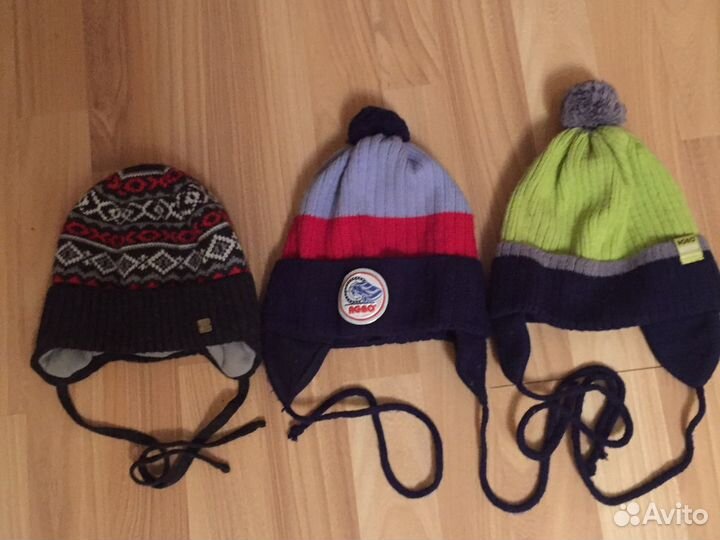 Шапки разные размеры+варежки подарок