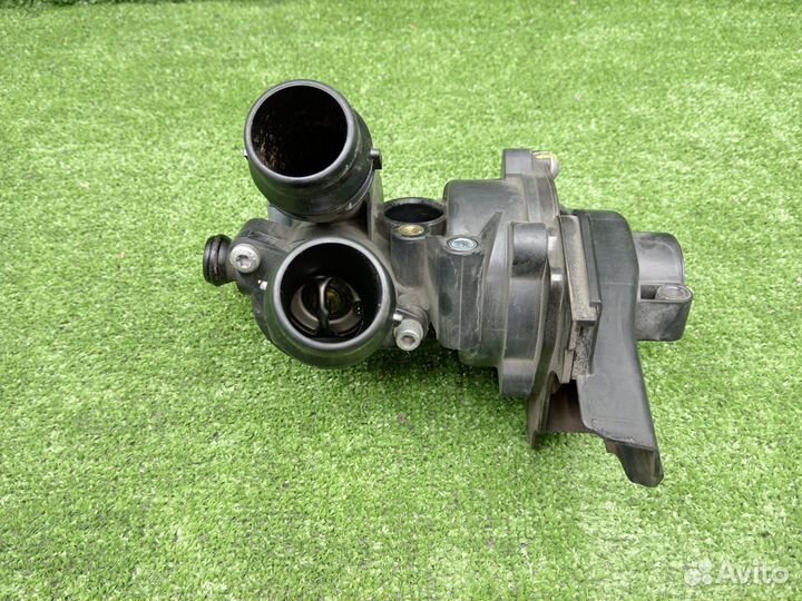 Корпус термостата помпа VAG Audi Volkswagen Q3 8U Tiguan Q5 8R