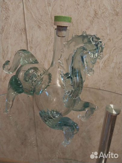 Бутылки графины стеклянные