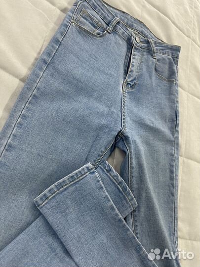 Джинсы скинни