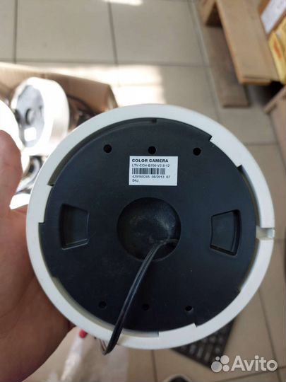 Камера видеонаблюдения купольная,регистратор на 16