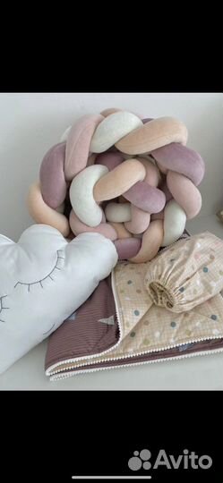 Детский бортик в кроватку