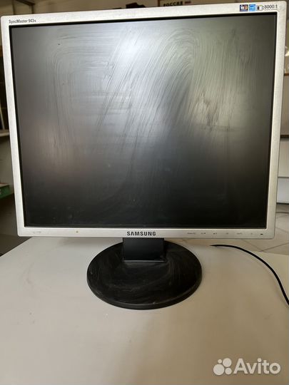 Монитор Samsung SyncMaster 943N 19