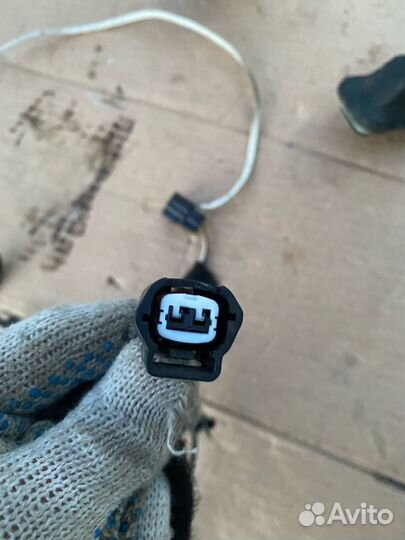 Проводка двери передняя Renault Logan 2