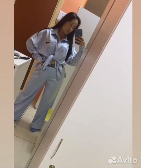 Шикарный костюм бренда christian