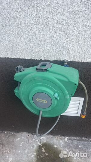 Hozelock самосматывающая катушкасо шлангом