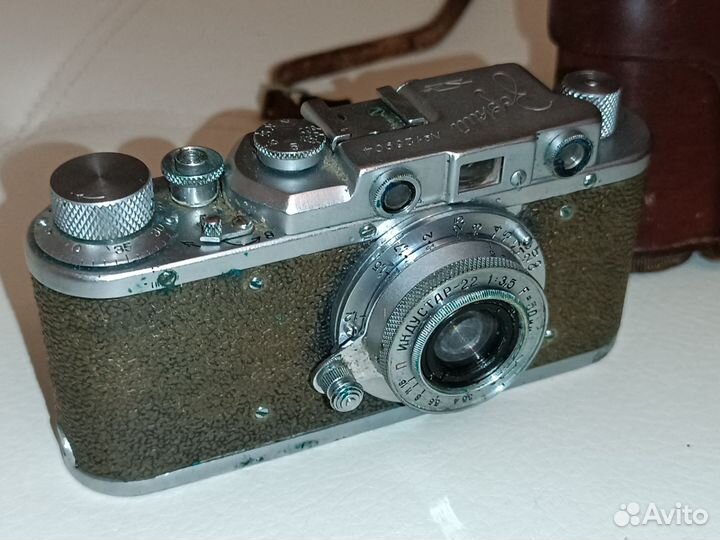 Плёночный фотоаппарат Зоркий номер 126904