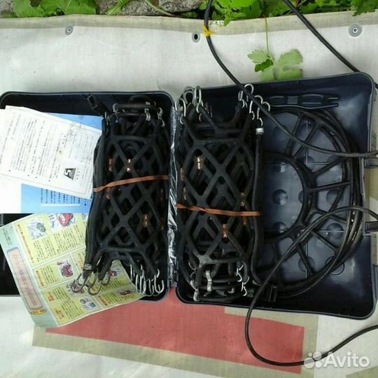 Цепи противоскольжения с шипами