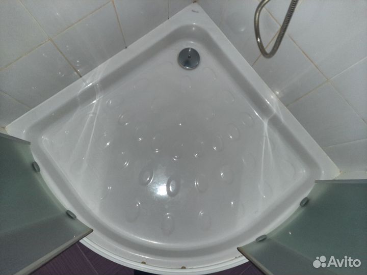 Поддоны керамический и акриловый бу