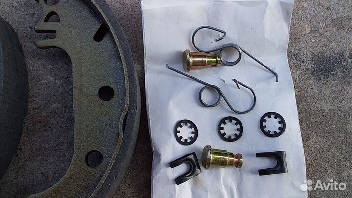 Ford Fiesta 76-83 Тормозные колодки задние