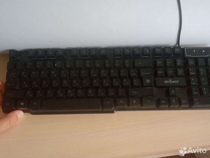 Игровая клавиатура с подсветкой