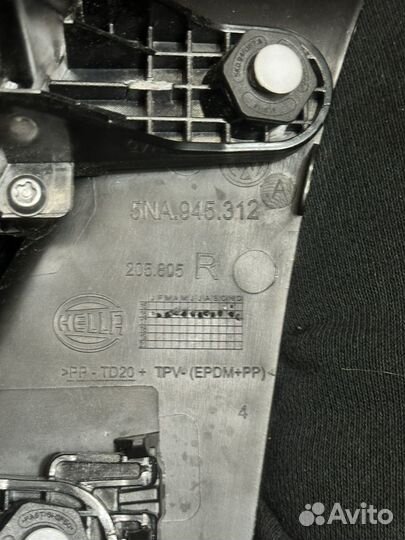 Volkswagen Tiguan 2 фонарь задний правый