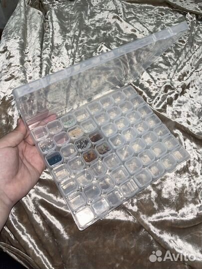 Органайзер контейнер для мелочей, бисера, таблеток