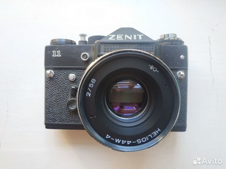 Фотоаппарат плёночный Зенит 11 + helios-44M-4