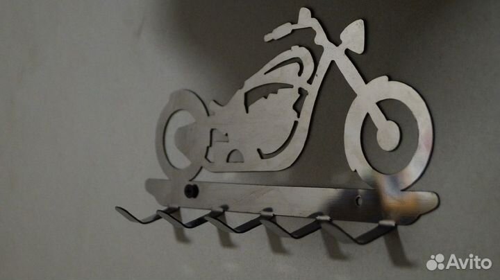 Вешалка настенная