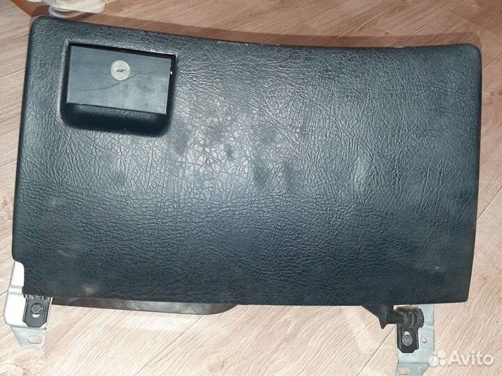 Бардачок audi 80