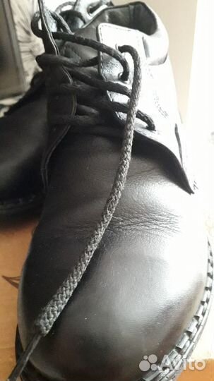 Продам зимние ботинки