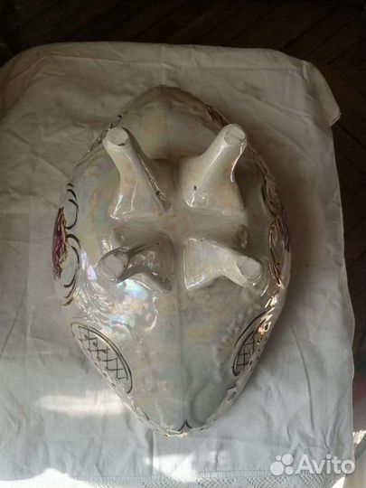 Ваза для фруктов на ножке