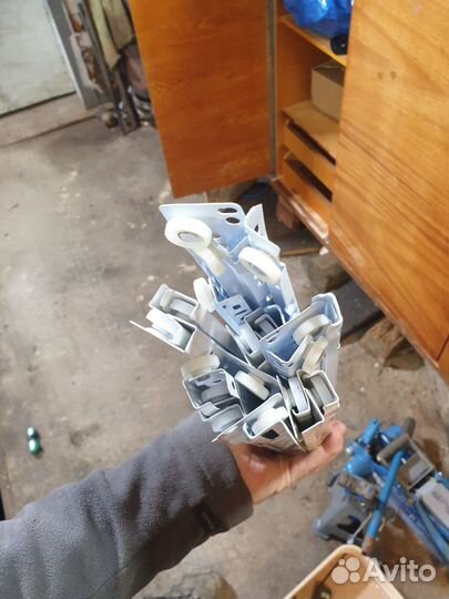 Шариковые направляющие для ящиков