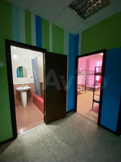 Комната 13 м² в > 9-к., 5/5 эт.