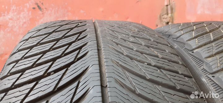 Michelin Pilot Alpin PA5 235/45 R20
