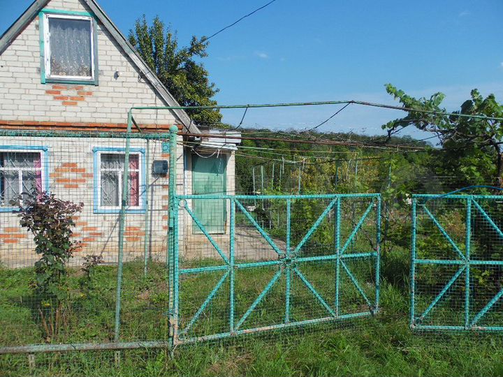 Дача 32 м² на участке 4 сот.