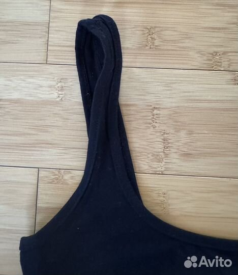 Укороченный топ черный