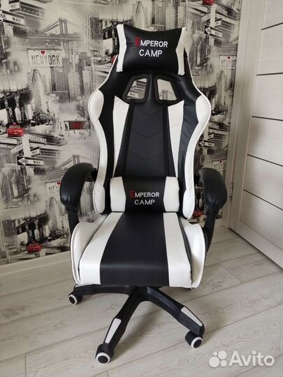 Игровое компьютерное кресло emperor camp