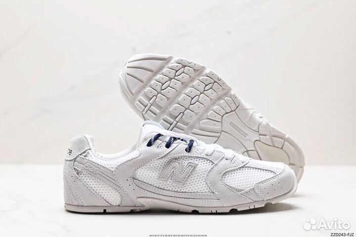 Кроссовки New Balance Miu Miu Р39,5