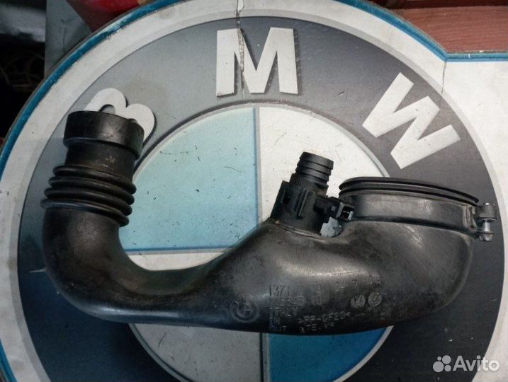 Патрубок интеркулера Bmw 3 E90