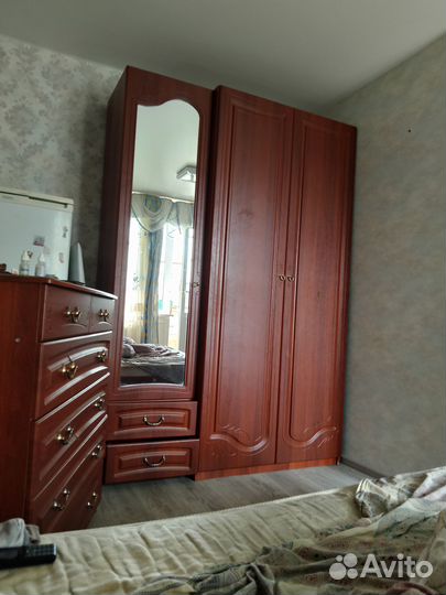 Продам уголок