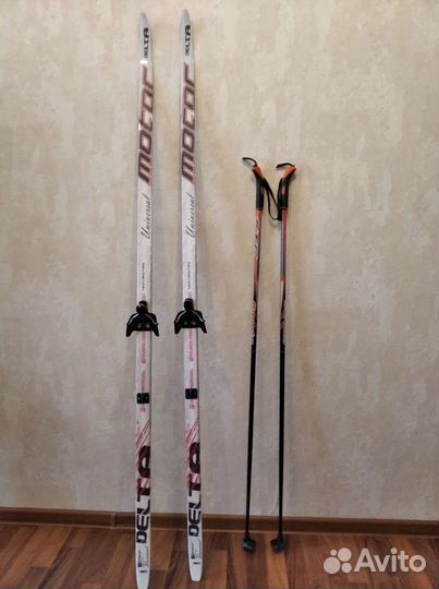 Лыжи Motor Delta + лыжные палки