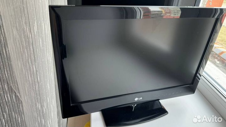 ЖК Телевизор LG. 22