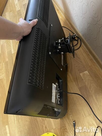 Телевизор Samsung 32 дюйма