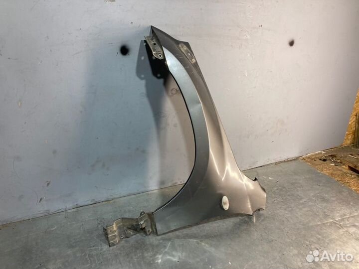 Крыло переднее левое Suzuki Grand Vitara 2005-2016
