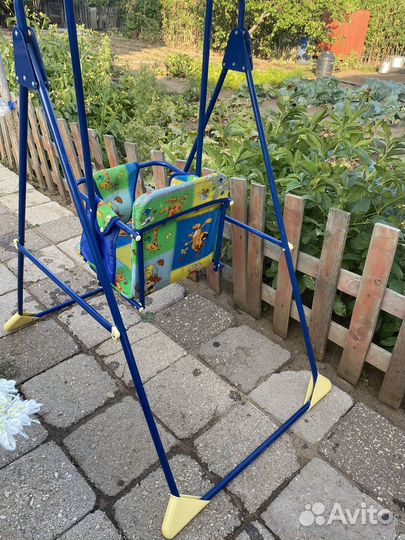 Детские качели для дома и дачи