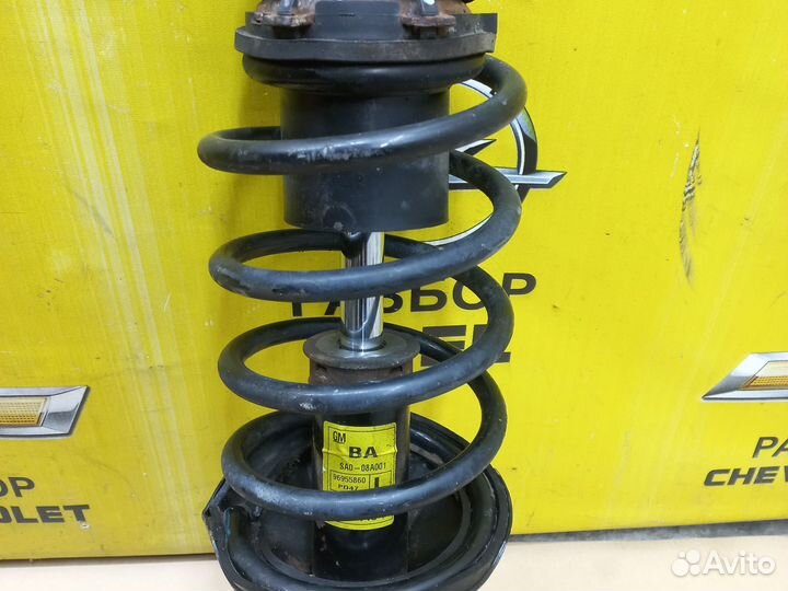 Амортизатор передний левый Chevrolet lacetti
