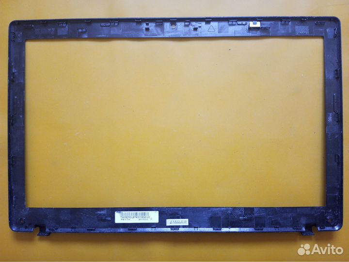 Рамка матрицы eMachines E732