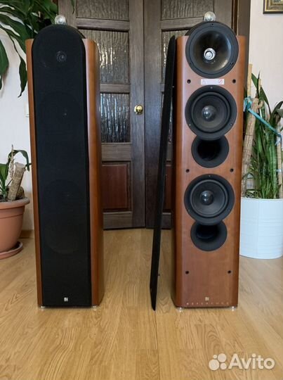 Акустические колонки KEF 203