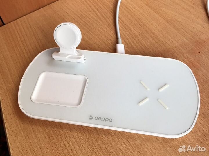 Зарядная докстанция 3в1