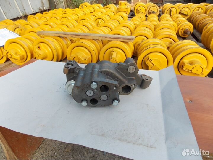 Насос масляный C6121 2W2448 8N8635