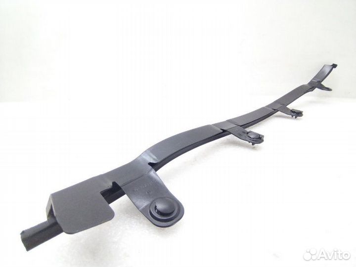 Уплотнитель двери передний правый Mercedes-Benz