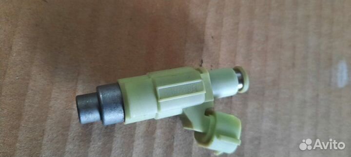 Форсунка топливная Mitsubishi Outlander CU 4G69