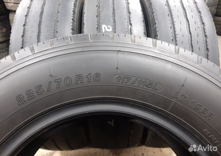 Yokohama LT151R 225/70 R16C 116L